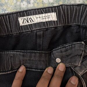Zara Charcoal Elastic Waist tapered jeans